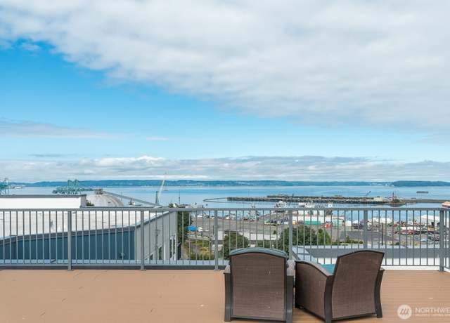 Property at 2824 Grand Ave Unit A212, Everett, WA 98201, 2 beds, 2 baths