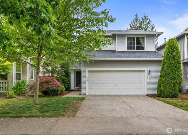Property at 1082 G St SW, Tumwater, WA 98512, 3 beds, 2.5 baths