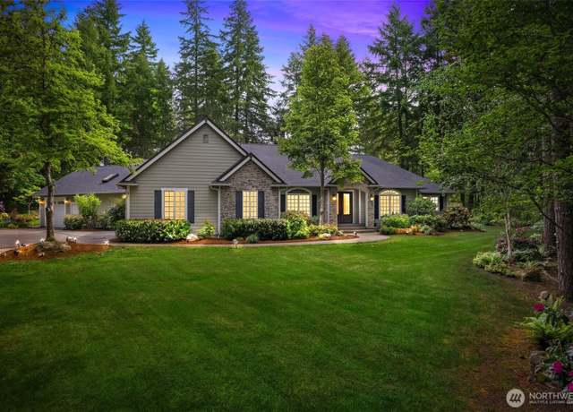 Property at 8900 82nd Ln SE, Olympia, WA 98513, 3 beds, 2.5 baths