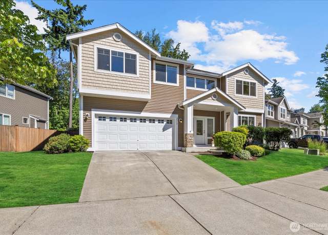 Property at 2519 Chateau Dr, Puyallup, WA 98373, 5 beds, 3.5 baths