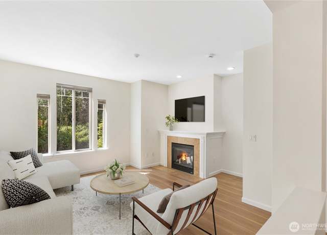 Property at 18532 36th Ave W Unit A, Lynnwood, WA 98037, 3 beds, 2.5 baths