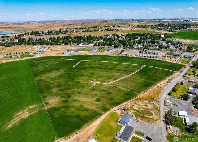Property at 8 Freeman Dr, Othello, WA 99344