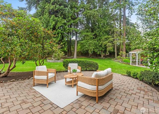 Property at 11012 239th Pl SW, Woodway, WA 98020, 5 beds, 3 baths