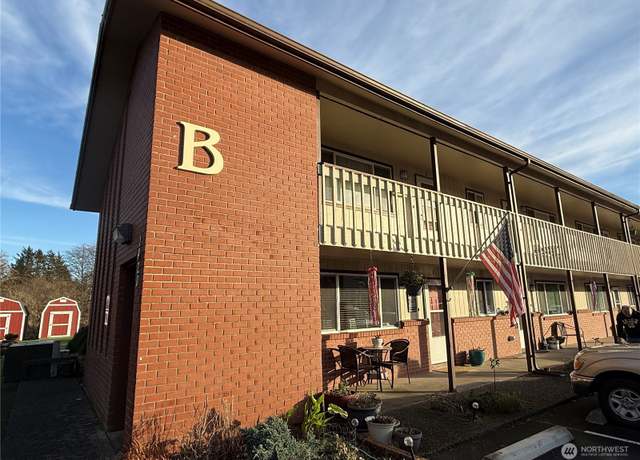 Property at 1420 48th St Unit B-9, Seaview, WA 98644, 2 beds, 1 bath
