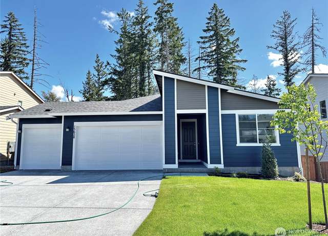 Property at 13628 187th St E #36, Puyallup, WA 98374, 4 beds, 3 baths