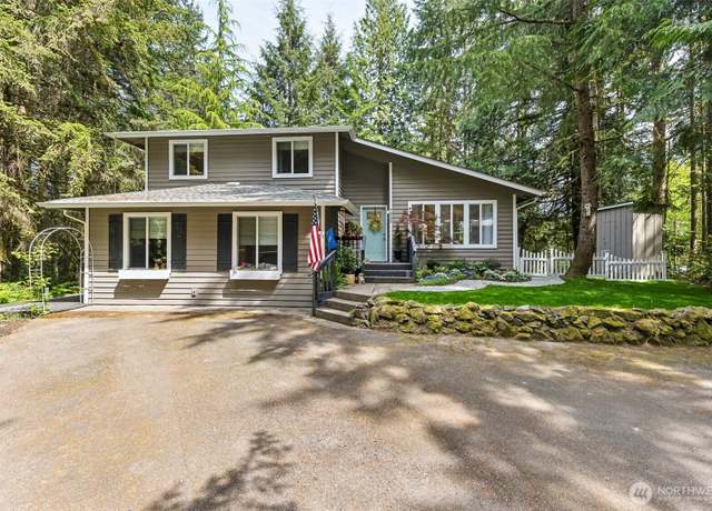 Property at 7533 Ebbert Dr SE, Port Orchard, WA 98367, 3 beds, 3 baths