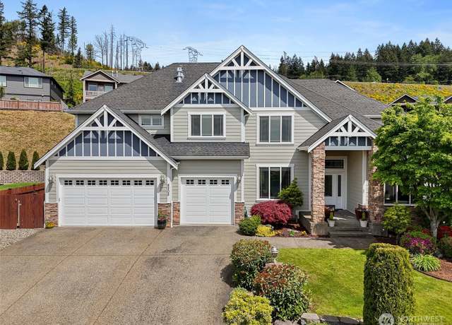 Property at 8205 172nd Ave E, Sumner, WA 98390, 5 beds, 3.5 baths