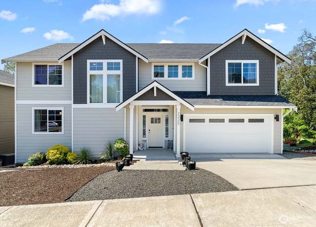 Property at 2225 Seringa Ave, Bremerton, WA 98310, 4 beds, 2.5 baths