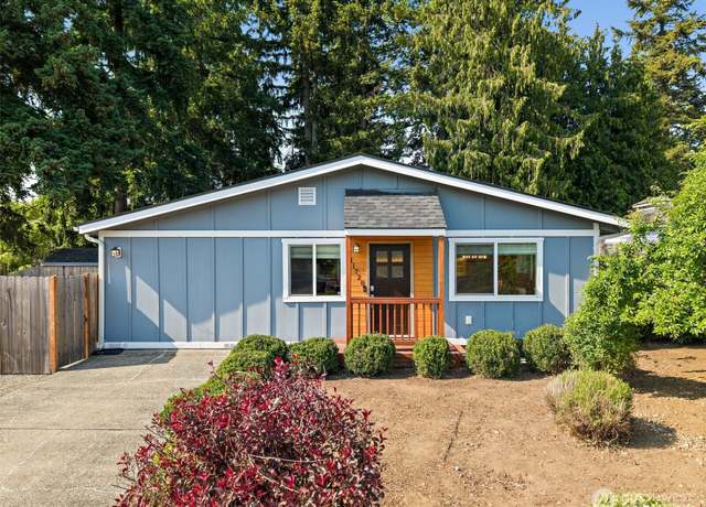 Property at 11720 SE 272nd Pl, Kent, WA 98030, 3 beds, 2 baths