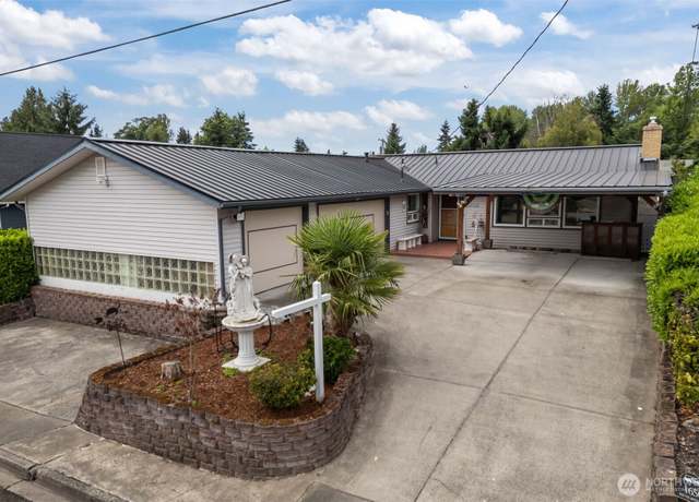 Property at 1650 S 244th Pl, Des Moines, WA 98198, 3 beds, 2 baths
