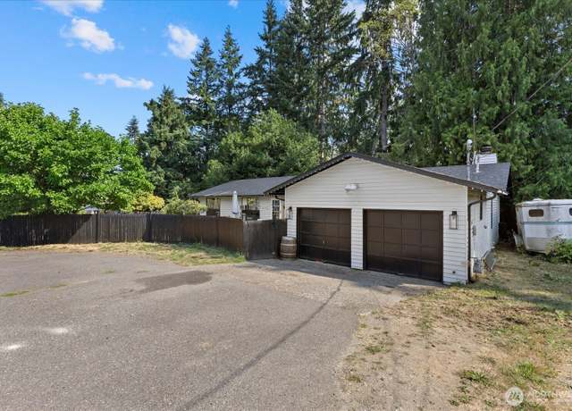 Property at 11719 35th Ave SE, Everett, WA 98208, 3 beds, 1.5 baths