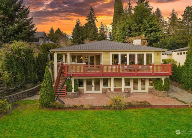Property at 7661 NE 14th St, Medina, WA 98039, 4 beds, 5.5 baths