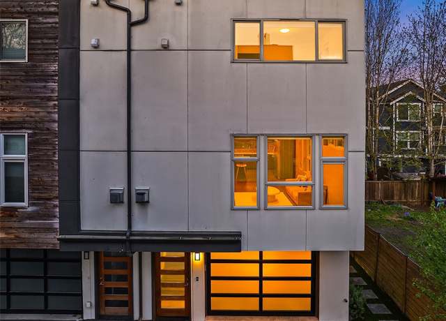 Property at 300 26th Ave S Unit C, Seattle, WA 98144, 3 beds, 1.5 baths