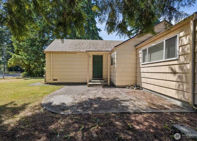 Property at 2004 N 143rd St, Seattle, WA 98133, 2 beds, 1 bath