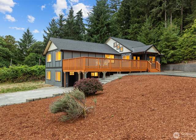 Property at 4668 W Sherman Heights Rd, Bremerton, WA 98312, 3 beds, 3 baths