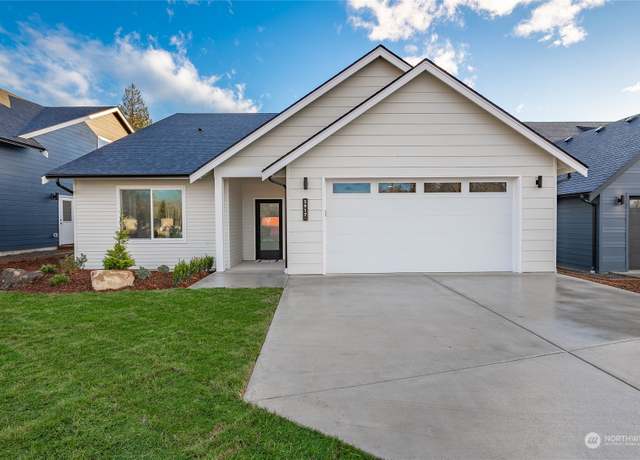 Property at 2917 Hazelwood Dr, Blaine, WA 98230, 3 beds, 2 baths