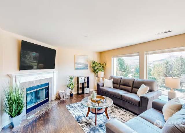 Property at 808 W Manson Rd Unit B203, Chelan, WA 98816, 2 beds, 2 baths