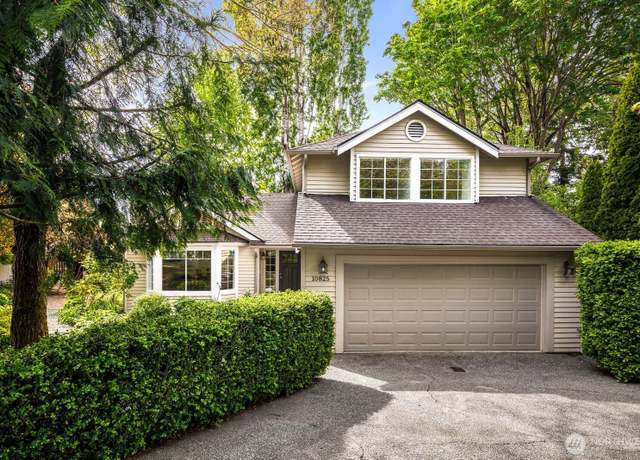 Property at 10825 NE 64th St, Kirkland, WA 98033, 3 beds, 2.5 baths