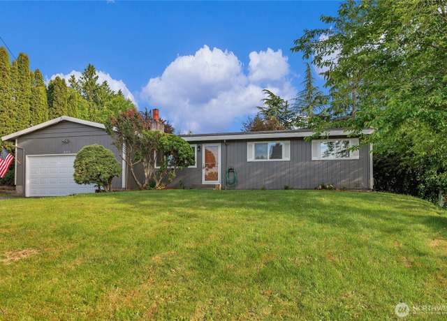 Property at 2133 S 253rd St, Des Moines, WA 98198, 3 beds, 1 bath