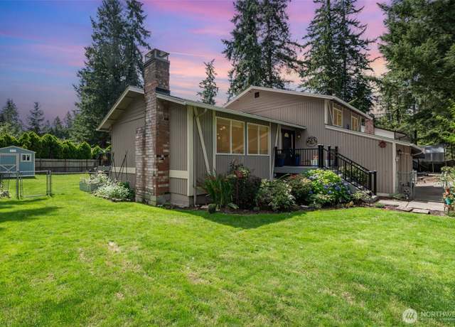 Property at 22405 SE 321st St, Kent, WA 98042, 3 beds, 2.5 baths