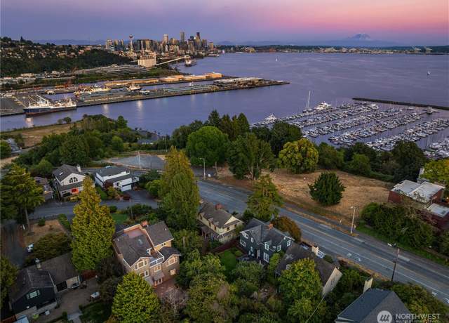 Property at 1511 Magnolia Way W, Seattle, WA 98199, 6 beds, 4 baths