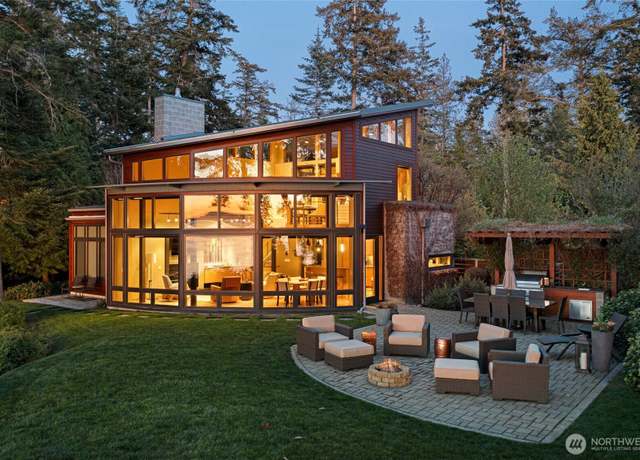 Property at 144 Sunset Point Dr, Friday Harbor, WA 98250, 2 beds, 2.5 baths