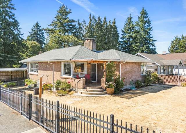 Property at 3424 S Monroe St, Tacoma, WA 98409, 3 beds, 2 baths