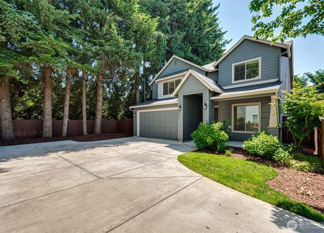 Property at 10403 NE 156th Ave, Vancouver, WA 98682, 4 beds, 2.5 baths