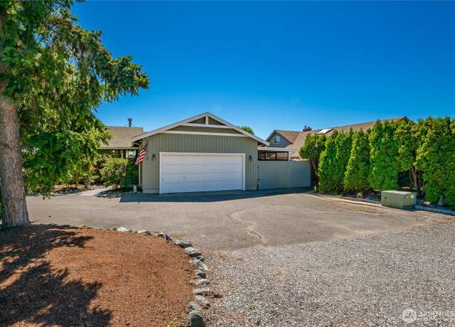 Property at 5507 Salish Rd, Blaine, WA 98230, 2 beds, 2 baths