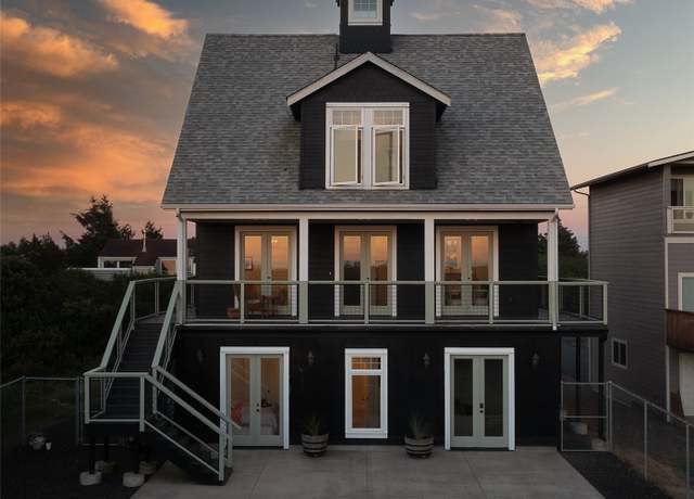 Property at 577 Sand Dune Ave SW, Ocean Shores, WA 98569, 3 beds, 3 baths