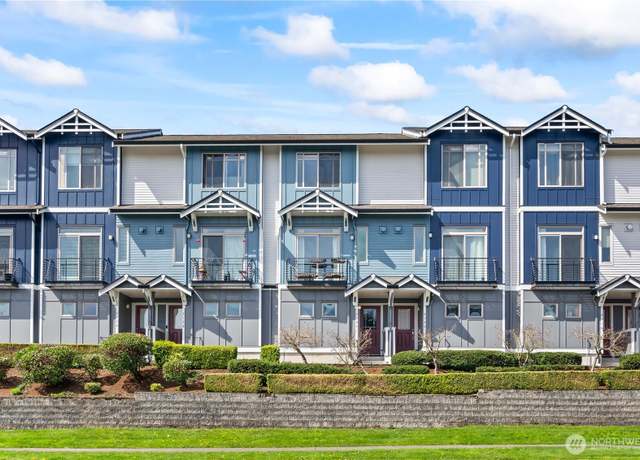 Property at 2124 Yakima Ave #205, Tacoma, WA 98405, 2 beds, 2.5 baths