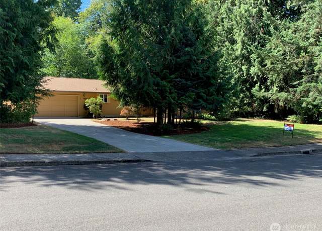 Property at 2525 17th Ave NW, Olympia, WA 98502, 3 beds, 2 baths