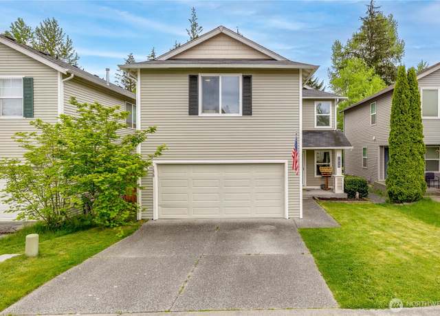 Property at 7829 87th Ave NE, Marysville, WA 98270, 3 beds, 2.5 baths