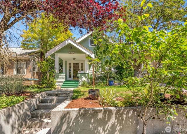 Property at 5618 12th Ave NE, Seattle, WA 98105, 4 beds, 3 baths