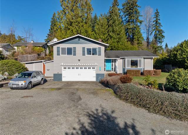 Property at 530 W Spruce Ave, Montesano, WA 98563, 3 beds, 2 baths