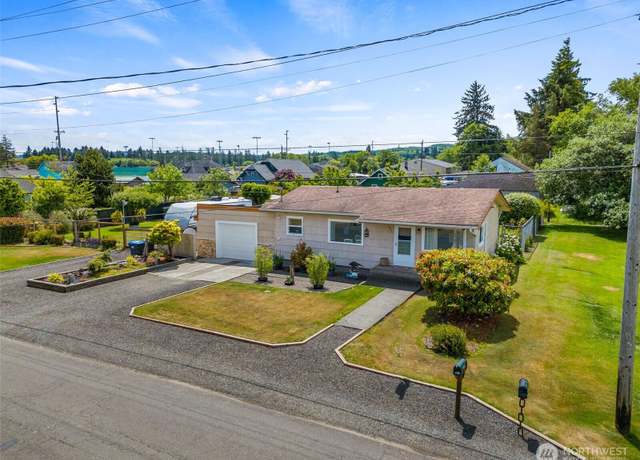 Property at 321 W Marion St, Aberdeen, WA 98520, 2 beds, 2 baths