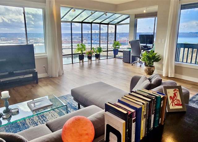 Property at 1140 Browns Point Blvd Unit C3, Tacoma, WA 98422, 2 beds, 2 baths