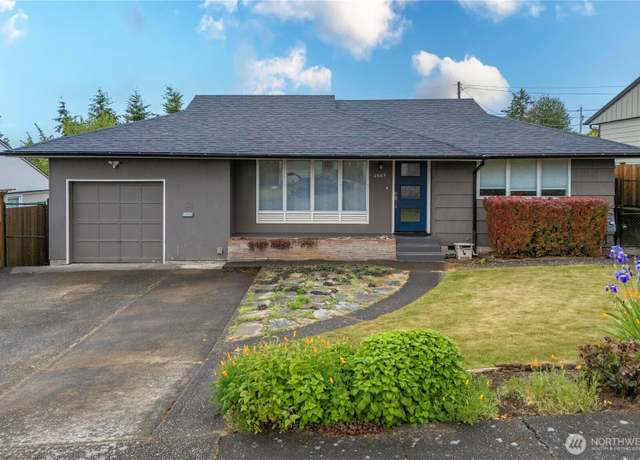 Property at 2605 E 22nd St, Bremerton, WA 98310, 4 beds, 2 baths