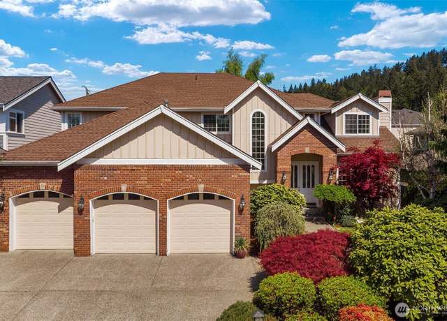 Property at 13914 SE 88th Pl, Newcastle, WA 98059, 5 beds, 3 baths