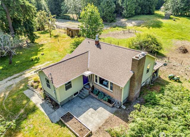 Property at 24804 Chris Ln NE, Kingston, WA 98346, 3 beds, 1 bath