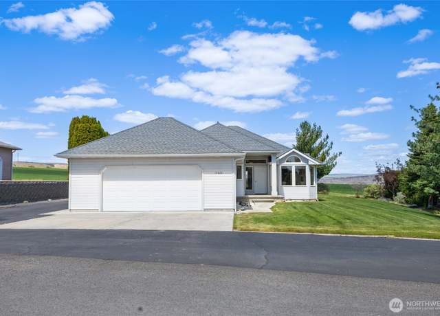 Property at 19822 Fairway Dr NW, Soap Lake, WA 98851, 3 beds, 2 baths