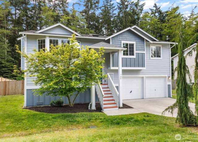 Property at 709 NE Lauren St, Coupeville, WA 98239, 4 beds, 3 baths
