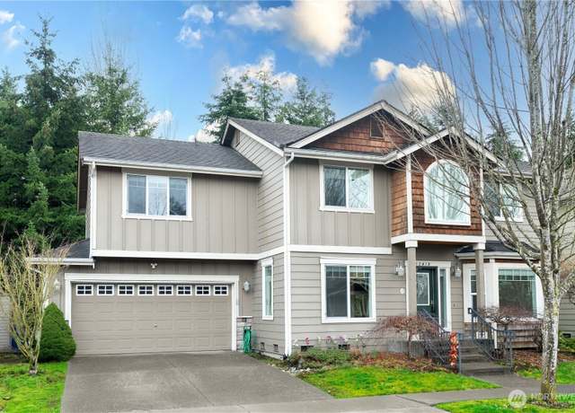 Property at 12419 21st Ave SE, Everett, WA 98208, 3 beds, 2.5 baths
