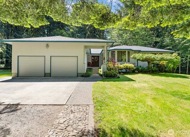 Property at 616 Coal Crk, Longview, WA 98632, 2 beds, 2.5 baths
