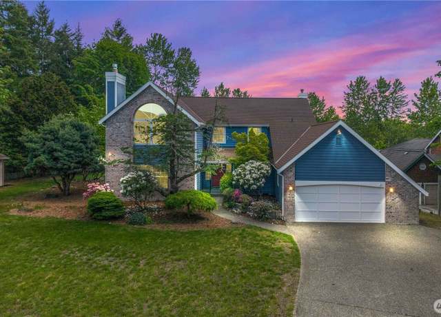 Property at 11718 141st St E, Puyallup, WA 98374, 4 beds, 2.5 baths
