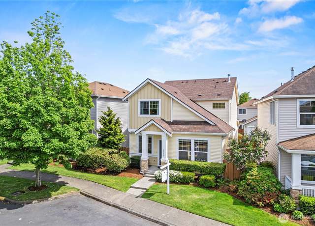 Property at 6668 Francis Loop SE, Auburn, WA 98092, 3 beds, 2.5 baths