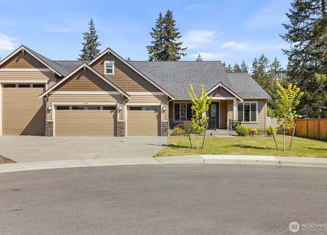 Property at 1803 135th Street Ct S, Tacoma, WA 98444, 4 beds, 3.5 baths