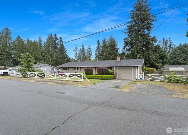 Property at 5016 89th Pl NE, Marysville, WA 98270, 3 beds, 1.5 baths