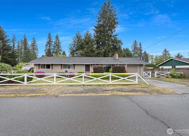 Property at 5016 89th Pl NE, Marysville, WA 98270, 3 beds, 1.5 baths