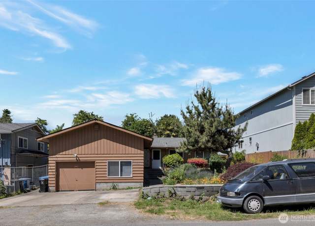 Property at 6201 47th Ave S, Seattle, WA 98118, 3 beds, 1.5 baths